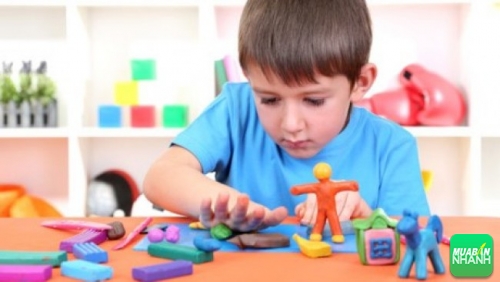 Đồ chơi trí tuệ giúp bé phát triển tư duy ,tăng khả năng  tìm tòi ,sáng tạo 
