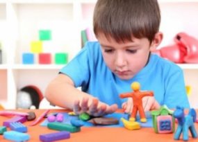 Đồ chơi trí tuệ giúp bé phát triển tư duy ,tăng khả năng tìm tòi ,sáng tạo