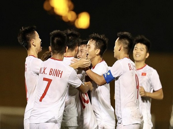 U18 Việt Nam quyết đấu Thái Lan giành vé vào bán kết