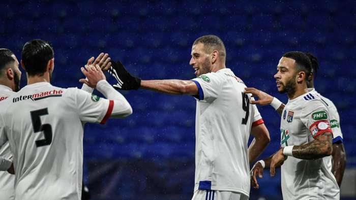 Slimani, Zerkane & Wissa thắp sáng Ligue 1 của Pháp với các bàn thắng
