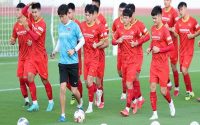 Bóng đá VN ngày 1/12: ĐT Việt Nam hủy buổi tập trên sân Thống Nhất