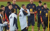 Tin bóng đá World Cup 19/11: HLV Tây Ban Nha đặt mục tiêu nhất bảng E