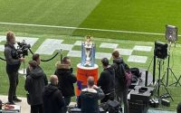 Tin bóng đá 27/4: Man City gây áp lực Arsenal theo cách khó tin