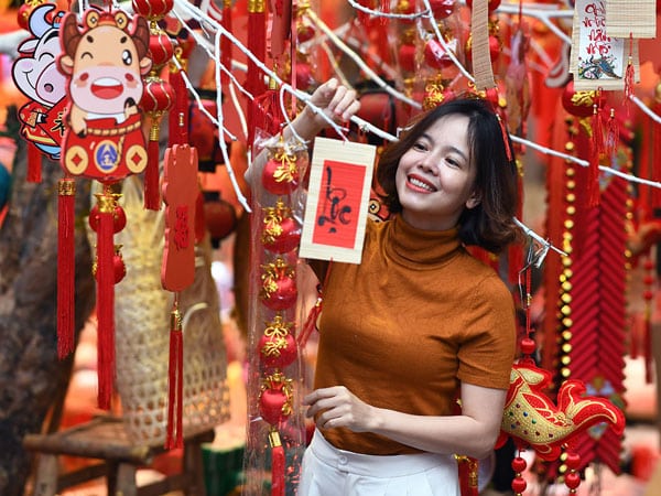 Tuổi đinh tỵ khai trương ngày nào tốt làm ăn hồng phát?