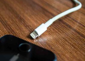 Hướng dẫn chọn dây sạc iPhone đúng cách cho mọi đời máy