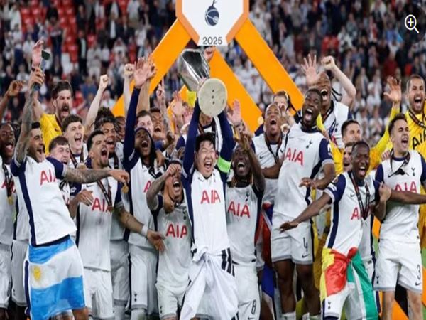 Tin CLB Tottenham: Cuộc đăng quang đầy kịch tính