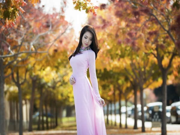 Cách mặc áo dài đẹp - Chọn kiểu áo dài phù hợp với dáng người