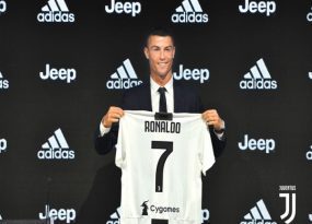 Giá trị chuyển nhượng Ronaldo những thương vụ trăm triệu