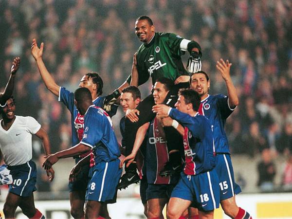 Khám phá thủ môn PSG xuất sắc nhất CLB gồm những ai?