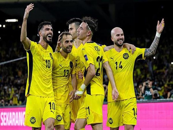 Tin BĐ: Cựu sao trẻ Arsenal sắp nhập tịch Malaysia gây tò mò